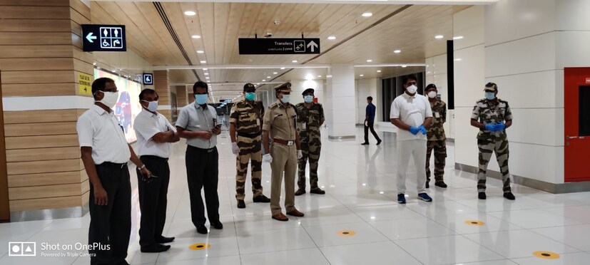 যাত্রীদের সুরক্ষার সব ব্যবস্থাই করা হয়েছে ৷ বিভিন্ন দেশ থেকে আটকে থাকা ভারতীয়দের ফেরাতে ‘বন্দে ভারত মিশন’-এর বিশাল তালিকাও ইতিমধ্যে তৈরি করা হয়েছে ৷