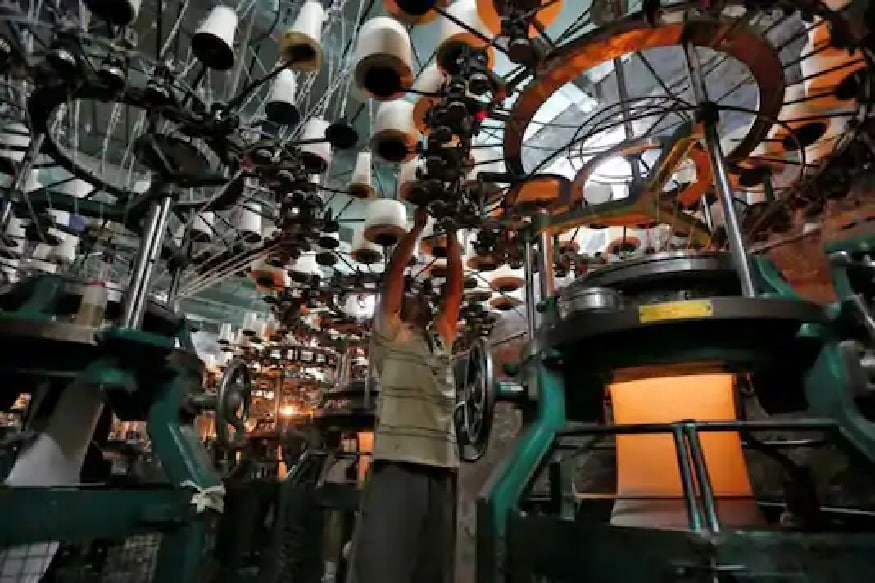 শুধু তাই নয়, আগামী ২-৩ বছর শ্রম আইন যাতে বলবৎ না করা হয়, সেই দাবিও কেন্দ্রীয় সরকারের কাছে জানানো হয়েছে৷ PHOTO- FILE শুধু তাই নয়, আগামী ২-৩ বছর শ্রম আইন যাতে বলবৎ না করা হয়, সেই দাবিও কেন্দ্রীয় সরকারের কাছে জানানো হয়েছে৷ PHOTO- FILE