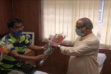 ফের শিলিগুড়ি পুরসভার মসনদে অশোক ভট্টাচার্য, বিশেষ পরিস্থিতিতে বিশেষ দায়িত্বে ফের শিলিগুড়ি পুরসভার মসনদে অশোক ভট্টাচার্য, বিশেষ পরিস্থিতিতে বিশেষ দায়িত্বে