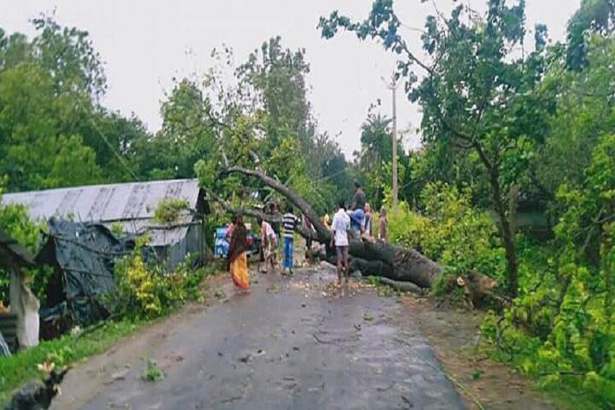 আমফানের তাণ্ডবে সবথেকে ক্ষতিগ্রস্ত দক্ষিণ ২৪ পরগণাতে ফসলের কতটা ক্ষয়ক্ষতি হয়েছে, সেই তথ্য এখনও সরকারের হাতে আসেনি৷ দু' থেকে তিন দিনের মধ্যেই ছবিটা পরিষ্কার হতে পারে৷ আমফানের তাণ্ডবে সবথেকে ক্ষতিগ্রস্ত দক্ষিণ ২৪ পরগণাতে ফসলের কতটা ক্ষয়ক্ষতি হয়েছে, সেই তথ্য এখনও সরকারের হাতে আসেনি৷ দু' থেকে তিন দিনের মধ্যেই ছবিটা পরিষ্কার হতে পারে৷