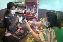 করোনা আটকাতে পারলনা শাশুড়ির উৎসাহ, ভিডিও কলেই জামাই আপ্যায়ন