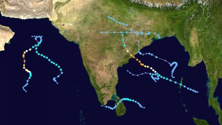 তবে অন্ধপ্রদেশ তৈরি ঘূর্ণিঝড় মোকাবিলার জন্য ৷ দক্ষিণ আন্দামান সাগর ও দক্ষিণ পশ্চিম বঙ্গোপসাগরে একটি নিম্নচাপ তৈরি হওয়ার পর সেটি শক্তি বৃদ্ধি করে ভয়ঙ্কর আকার নেবে। এমনটাই ছিল পূর্বাভাস ৷ কিন্তু যাত্রাপথে গতি হারানোয় ঠিক কোন দিন স্থলভাগে এই ঘূর্ণিঝড় আছড়ে পড়বে, সে সম্পর্কে নিশ্চিতভাবে কিছু বলা যায়নি ৷ Photo Source: Twitter তবে অন্ধপ্রদেশ তৈরি ঘূর্ণিঝড় মোকাবিলার জন্য ৷ দক্ষিণ আন্দামান সাগর ও দক্ষিণ পশ্চিম বঙ্গোপসাগরে একটি নিম্নচাপ তৈরি হওয়ার পর সেটি শক্তি বৃদ্ধি করে ভয়ঙ্কর আকার নেবে। এমনটাই ছিল পূর্বাভাস ৷ কিন্তু যাত্রাপথে গতি হারানোয় ঠিক কোন দিন স্থলভাগে এই ঘূর্ণিঝড় আছড়ে পড়বে, সে সম্পর্কে নিশ্চিতভাবে কিছু বলা যায়নি ৷ Photo Source: Twitter