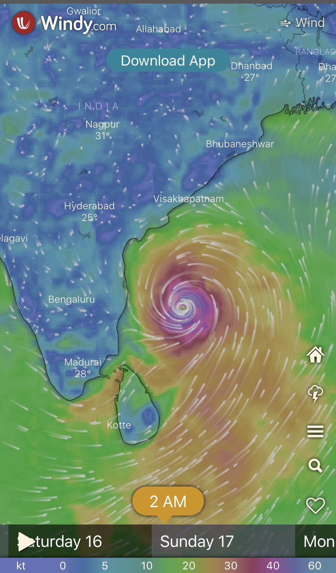ECMWF এর মতও কিছুটা একই। মনে করা হচ্ছে, ঘূর্ণিঝড় আমফান উত্তর অন্ধ্র উপকূলে সবচেয়ে বেশি প্রভাব ফেলতে পারে। আর সেই কারণে ওড়িশার উপকূল বরাবর বিপুল পরিমাণে বৃষ্টিপাতের সম্ভাবনা রয়েছে। Photo: Twitter ECMWF এর মতও কিছুটা একই। মনে করা হচ্ছে, ঘূর্ণিঝড় আমফান উত্তর অন্ধ্র উপকূলে সবচেয়ে বেশি প্রভাব ফেলতে পারে। আর সেই কারণে ওড়িশার উপকূল বরাবর বিপুল পরিমাণে বৃষ্টিপাতের সম্ভাবনা রয়েছে। Photo: Twitter