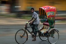 লকডাউনে বন্ধ রোজগার, রিকশার প্যাডেলে ভর করেই ৭০০ কিলোমিটার পাড়ির সিদ্ধান্ত কিশোরের