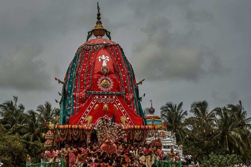 *আগামী ২৩ জুন, ৮ আষাঢ় রথযাত্রা উৎসব। করোনা সংক্রমণ এড়াতে ভক্তদের উপস্থিতি ছাড়াই অনুষ্ঠিত হবে পুরীর রথযাত্রা । শনিবার প্রশাসনের সঙ্গে জগন্নাথদেবের মন্দির পরিচালনা কমিটির বৈঠকের পর একথা জানিয়েছে পুরীর গজপতি দিব্যা সিং দেব । সংগৃহীত ছবি । *আগামী ২৩ জুন, ৮ আষাঢ় রথযাত্রা উৎসব। করোনা সংক্রমণ এড়াতে ভক্তদের উপস্থিতি ছাড়াই অনুষ্ঠিত হবে পুরীর রথযাত্রা । শনিবার প্রশাসনের সঙ্গে জগন্নাথদেবের মন্দির পরিচালনা কমিটির বৈঠকের পর একথা জানিয়েছে পুরীর গজপতি দিব্যা সিং দেব । সংগৃহীত ছবি ।
