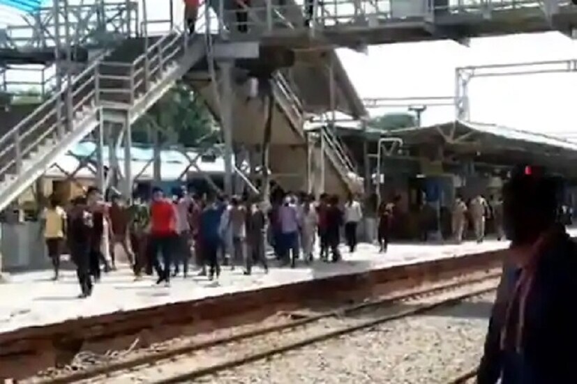 জানা গিয়েছে, এই ১১৬টি জেলায় কেন্দ্রীয় সরকারের বিভিন্ন সামাজিক প্রকল্প এবং সরাসরি ব্যাঙ্ক অ্যাকাউন্টে আর্থিক সহায়তা পাঠানোর প্রকল্পগুলির উপরে আরও জোর দেওয়া হবে৷ মোদি সরকার চাইছে, বাড়ি ফিরে আসা পরিযায়ী শ্রমিকরা যত দ্রুত সম্ভব রোজগার, গরিব কল্যাণ স্কিম, কৌশল বিকাশ-এর মতো কেন্দ্রীয় সরকারের বিভিন্ন সামাজিক প্রকল্পের সুবিধা লাভ করুক৷ 