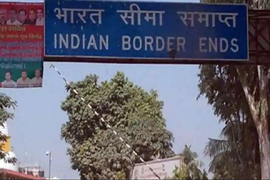 এদিকে নেপাল সরকার জানিয়েছেন নতুন এই ম্যাপ প্রকাশের পর প্রতিবেশী দেশেদের সঙ্গেও এটা নিয়ে কূটনৈতিক স্তরে আলোচনা করা হবে৷ ভারত ও নেপাল দুই দেশই দাবি করে এই কালাপানি তাদের ভূখণ্ডের অন্তর্ভুক্ত। নেপালের দাবি, এই এলাকা তাদের দেশের ধারচুলা জেলার মধ্যে পড়ে, অন্যদিকে ভারতের পাল্টা দাবি কালাপানি উত্তরাখণ্ডের পিথোরগড় জেলার অন্তর্গত।Photo- File এদিকে নেপাল সরকার জানিয়েছেন নতুন এই ম্যাপ প্রকাশের পর প্রতিবেশী দেশেদের সঙ্গেও এটা নিয়ে কূটনৈতিক স্তরে আলোচনা করা হবে৷ ভারত ও নেপাল দুই দেশই দাবি করে এই কালাপানি তাদের ভূখণ্ডের অন্তর্ভুক্ত। নেপালের দাবি, এই এলাকা তাদের দেশের ধারচুলা জেলার মধ্যে পড়ে, অন্যদিকে ভারতের পাল্টা দাবি কালাপানি উত্তরাখণ্ডের পিথোরগড় জেলার অন্তর্গত।Photo- File