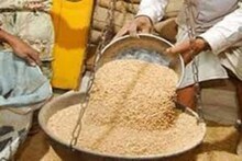 রেশন নিয়ে থামছে না অশান্তি