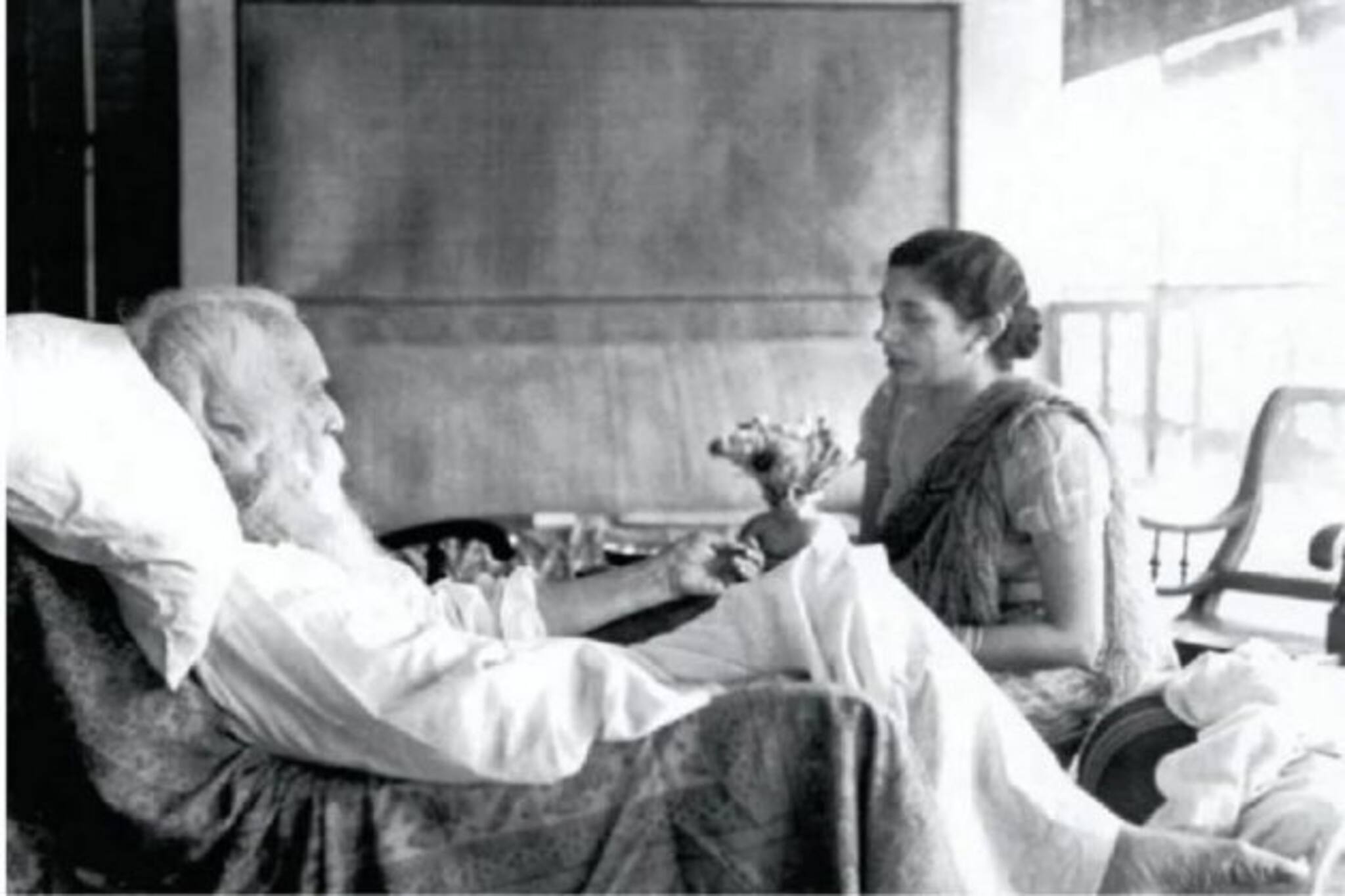 কবি আর রাণুর মধ্যে ছিল ৪৫ বছরের ফারাক, এই চিঠি দিয়েই শুরু রবি-রাণুর সম্পর্ক