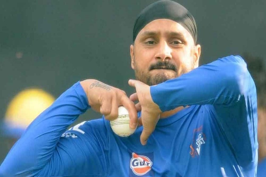 ট্যুইটারে ক্ষুব্ধ হরভজন লিখেছেন, 'কারও কোনও হুঁশ আছে? খুব শিগগিরই দিনে এক লক্ষ মানুষ আক্রান্ত হবেন৷' ট্যুইটারে ক্ষুব্ধ হরভজন লিখেছেন, 'কারও কোনও হুঁশ আছে? খুব শিগগিরই দিনে এক লক্ষ মানুষ আক্রান্ত হবেন৷'