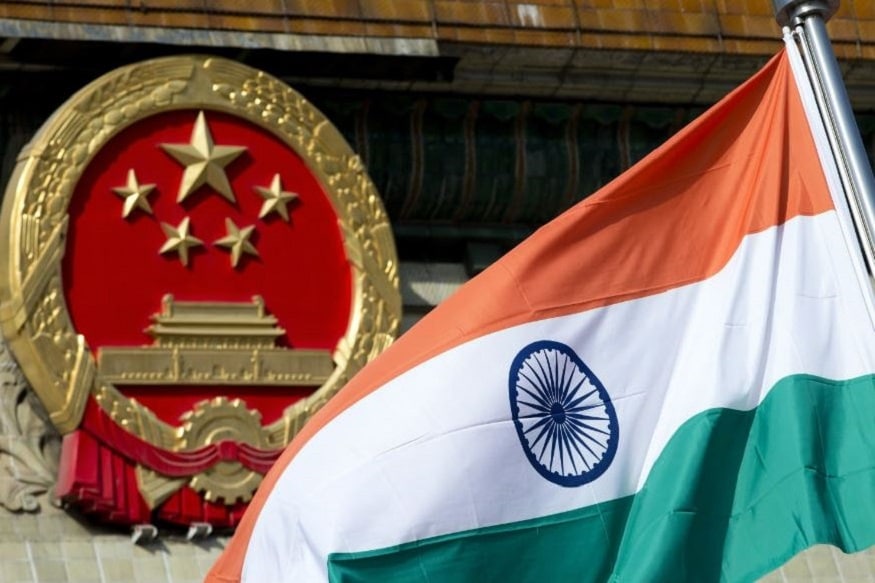 পাকিস্তান ও চিন এই দুই দেশই করোনা ভাইরাস অতিমারির সুযোগ নিয়ে ভারতের সীমান্ত বরাবর চাপ বাড়াচ্ছে ৷ আর এই অবস্থায় সেনাপ্রধান না থাকায় সেনাবাহিনীর মনোবল ভেঙে যায় এমনটাই মত প্রাক্তন ডিজি-র ITBP -র দায়িত্ব সামলানো একটা পূর্ণ সময়ের কাজ৷ Photo- File পাকিস্তান ও চিন এই দুই দেশই করোনা ভাইরাস অতিমারির সুযোগ নিয়ে ভারতের সীমান্ত বরাবর চাপ বাড়াচ্ছে ৷ আর এই অবস্থায় সেনাপ্রধান না থাকায় সেনাবাহিনীর মনোবল ভেঙে যায় এমনটাই মত প্রাক্তন ডিজি-র ITBP -র দায়িত্ব সামলানো একটা পূর্ণ সময়ের কাজ৷ Photo- File