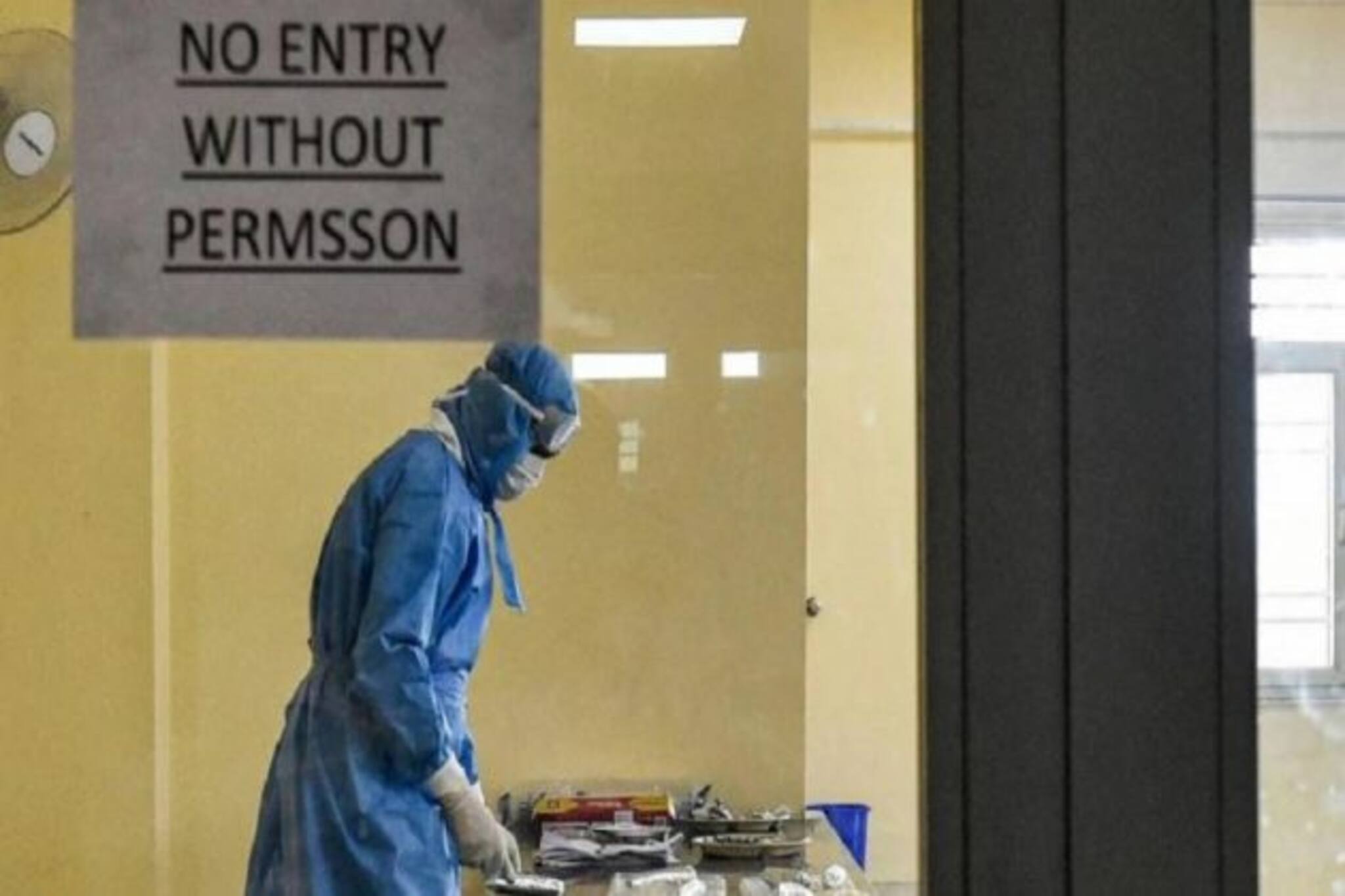 বাড়ছে করোনা আক্রান্তের সংখ্যা, আরও বাড়ানো হচ্ছে কোভিড ১৯ হাসপাতাল