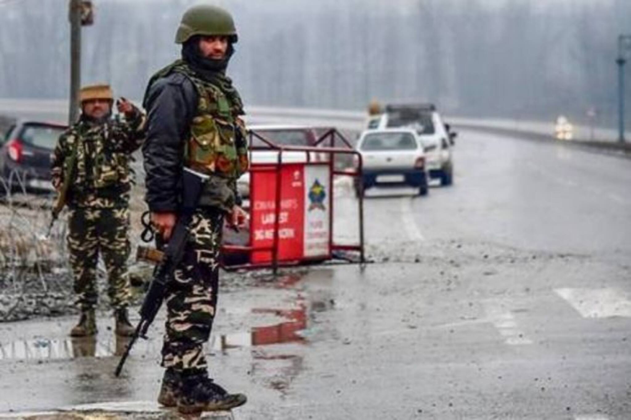 ফের পুলওয়ামার ধাঁচে হামলার ছক কষেছিল জঙ্গিরা, সেনার তৎপরতায় সফল হয়নি চেষ্টা