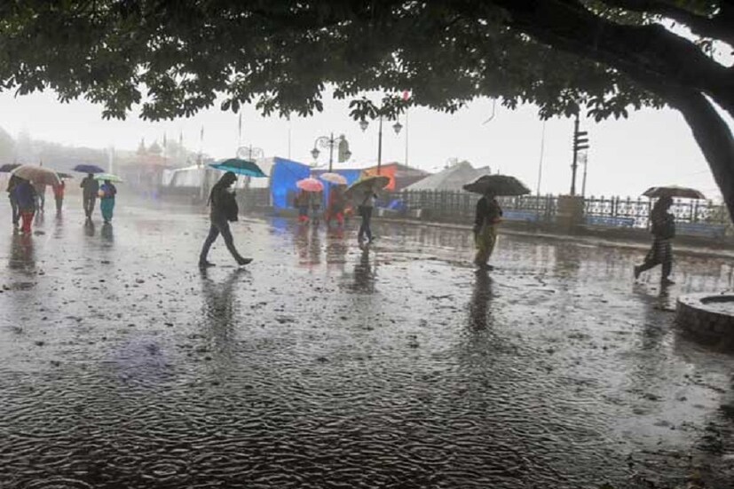 আগামী কয়েকদিন ভারী থেকে অতি ভারী বৃষ্টির সম্ভাবনা উত্তর-পূর্ব ভারতের রাজ্যগুলিতে৷ অসম, মেঘালয়, মণিপুর, মিজোরাম, নাগাল্যান্ড, ত্রিপুরা ও অরুণাচল প্রদেশেও ভারী বৃষ্টি।
