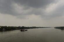 ফের ঝড়-বৃষ্টির সম্ভাবনা কলকাতা-সহ রাজ্যে, জেনে নিন হাওয়া অফিসের পূর্বাভাস