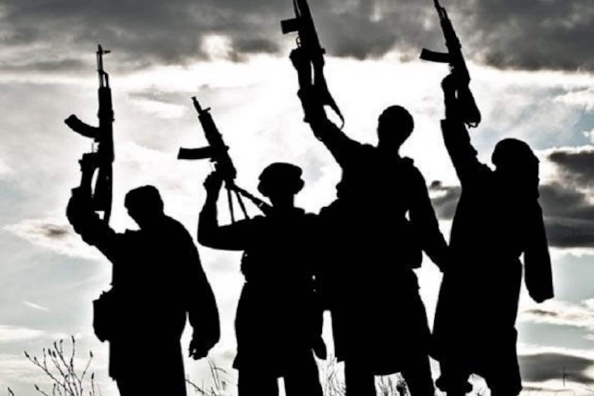 কাশ্মীরকে নিশানা করতে তৈরি ৪০০ আতঙ্কবাদী