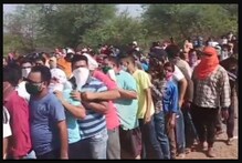 ভিড় সামলাতে নাজেহাল! আপাতত মদের দোকান আর খুলছে না এই রাজ্যে ভিড় সামলাতে নাজেহাল! আপাতত মদের দোকান আর খুলছে না এই রাজ্যে