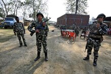 ফের কাশ্মীরে গুলির লড়াই, জঙ্গিদের গুলিতে ৩ CRPF জওয়ান শহিদ ফের কাশ্মীরে গুলির লড়াই, জঙ্গিদের গুলিতে ৩ CRPF জওয়ান শহিদ