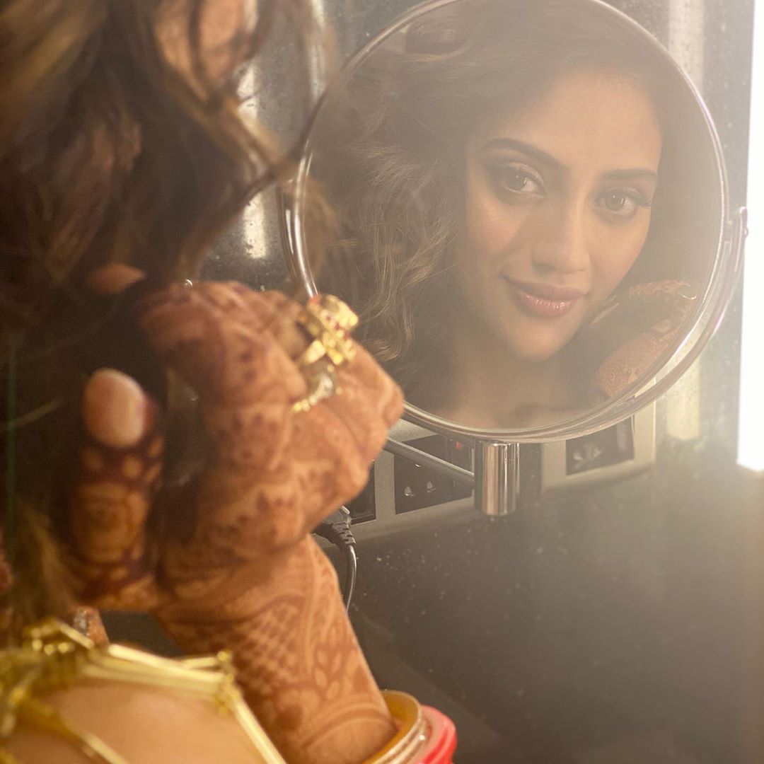 • তারপর থেকে ৩৬৫ দিন কেটে গিয়েছে । জীবনের অনেক ভাল-মন্দ, সুখ-দুঃখ একসঙ্গে ভাগ করে নিয়েছেন নুসরত-নিখিল । Pic: Instagram • তারপর থেকে ৩৬৫ দিন কেটে গিয়েছে । জীবনের অনেক ভাল-মন্দ, সুখ-দুঃখ একসঙ্গে ভাগ করে নিয়েছেন নুসরত-নিখিল । Pic: Instagram