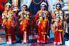 স্বয়ম্বরে নিজের তিন বোনের সঙ্গে বিবাহ বাসরে সীতা, বিরল ছবি শেয়ার করলেন দীপিকা