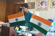 লাদাখে ২০ জন শহিদদের স্মৃতিতে গান গাইলেন মন্ত্রী রাজীব বন্দোপাধ্যায় লাদাখে ২০ জন শহিদদের স্মৃতিতে গান গাইলেন মন্ত্রী রাজীব বন্দোপাধ্যায়