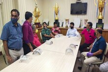 আইএফএ-তে বৈঠকে প্রাক্তনরা, উপস্থিত সুব্রত-প্রশান্ত, নেই মানস-গৌতম