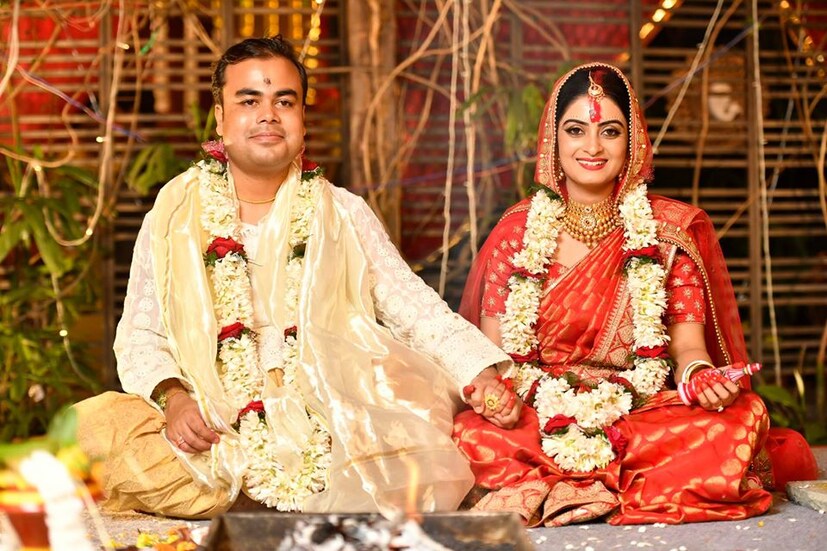 • বছর দেড়েক আগে সৌমিত্র পালের সঙ্গে বিবাহবন্ধনে আবদ্ধ হয়েছিলেন অঙ্কিতা । ছবি: ফেসবুক ।