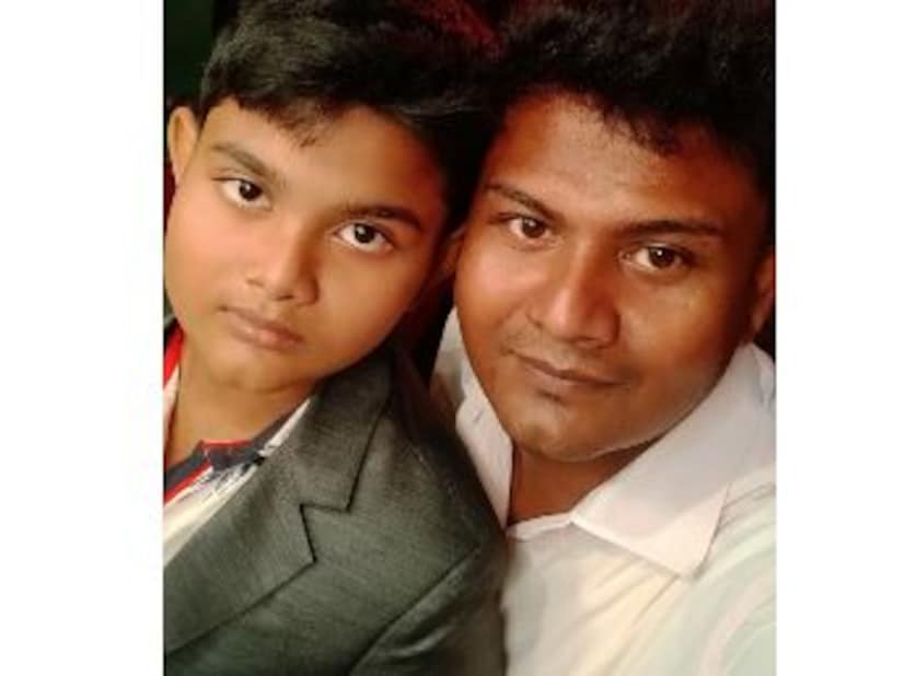 আমাদের পাঠক রুদ্ররাজ দে- ফাদার্স ডে-তে পাঠালেন এই ছবিটি ৷ 