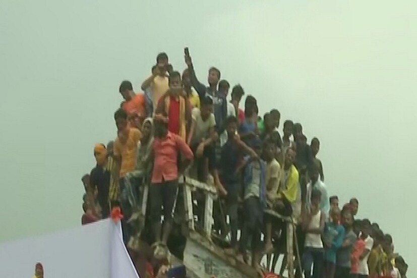 রাষ্ট্রীয় মর্যাদায় তাঁর শেষকৃত্য সম্পন্ন হয়। তাঁকে দেখতে আশেপাশের অঞ্চ থেকে কয়েক হাজার মানুষ জমা হয়। শহিদকে শেষ শ্রদ্ধা জানাতে এসেছিলেন সুশীল মোদি, তেজস্বী যাদবও।