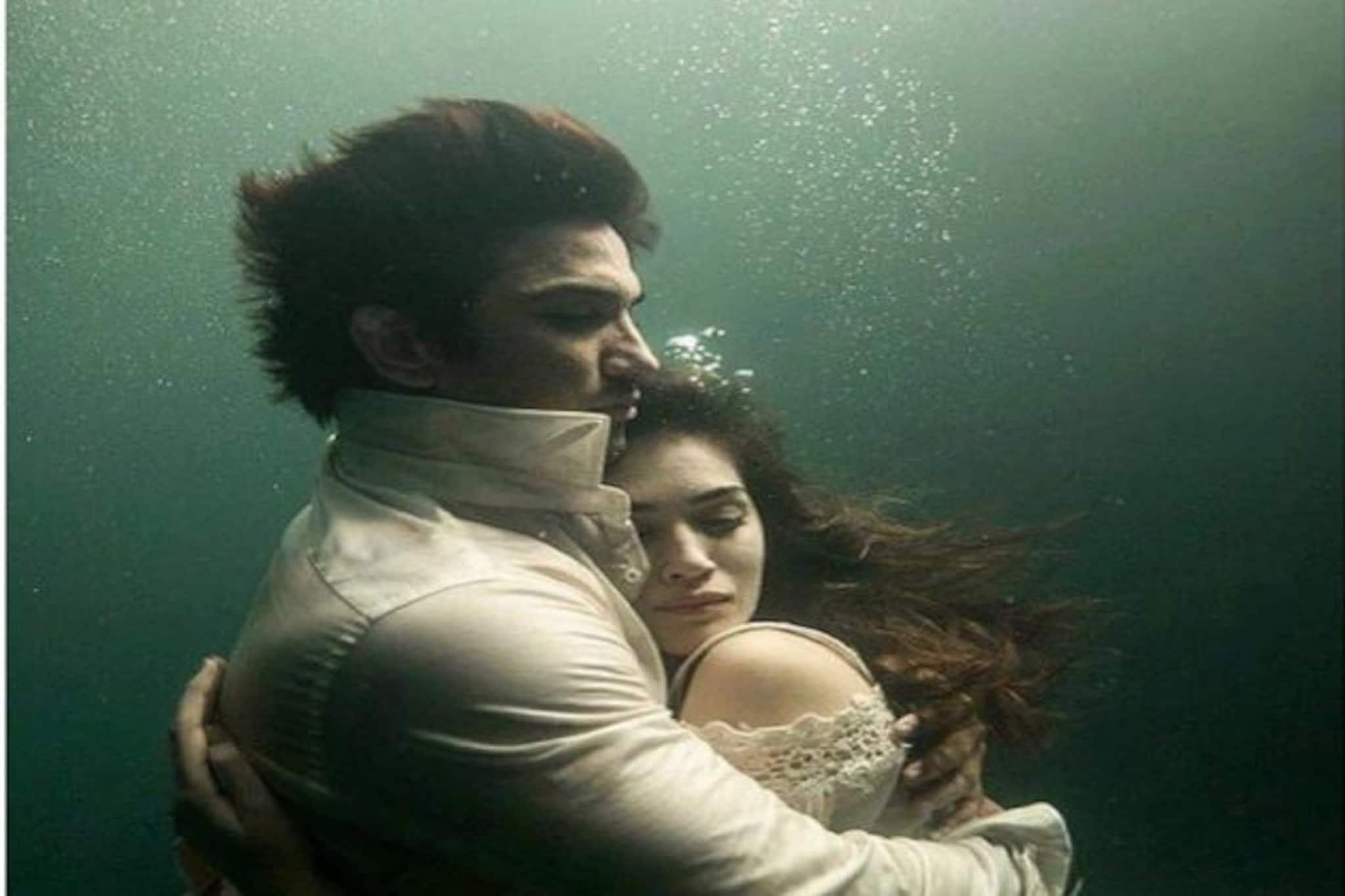 ‘অর্ধেক হৃদয় তোমার সঙ্গেই চলে গিয়েছে, বাকিটায় তুমি বেঁচে আছ সুশ !’ লিখলেন কৃতি