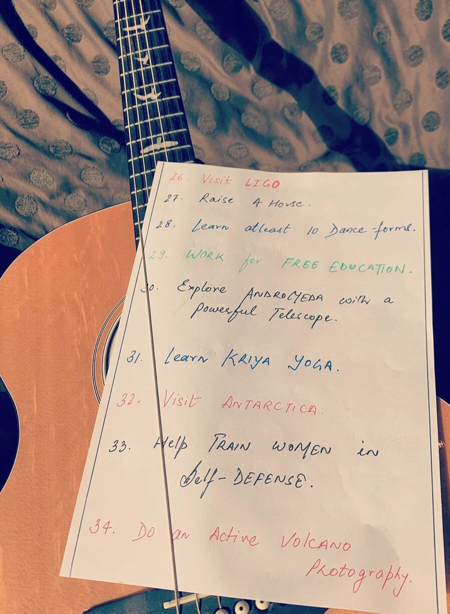 কিনা ছিল সেই তালিকায় প্লেন ওড়ানো শেখা থেকে বাঁহাতে ক্রিকেট ম্যাচ খেলা ৷ ব্লু হোল ড্রাইভ থেকে দিল্লি টেকনোলজি ইউনিভার্সিটিতে ফিরে যাওয়া ৷ তিরন্দাজি শেখা, ট্রেনে করে ইউরোপ ভ্রমণ আরও অনেক কিছু... কিনা ছিল সেই তালিকায় প্লেন ওড়ানো শেখা থেকে বাঁহাতে ক্রিকেট ম্যাচ খেলা ৷ ব্লু হোল ড্রাইভ থেকে দিল্লি টেকনোলজি ইউনিভার্সিটিতে ফিরে যাওয়া ৷ তিরন্দাজি শেখা, ট্রেনে করে ইউরোপ ভ্রমণ আরও অনেক কিছু...