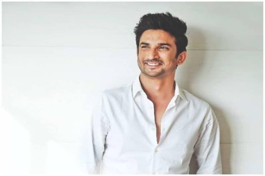 ছবিতে সুশান্ত বুঝিয়েছেন, আত্মহত্যা নয়, বরং কীভাবে জীবনের সকাল, দুপুর, বিকেল, সন্ধে বা রাত প্রতি মুহূর্তে বাঁচা যায়, উপভোগ করা যায়। তখনও কেউ জানত না বড় পর্দায় এখানেই শেষবারের মতো দেখা গেল সুশান্তকে ৷ তখনও কি কেউ জানত, পর্দার বাইরের জীবনে তিনি ছিছোরের বিপরীত গল্প শোনাবেন? যন্ত্রণায় শেষ করে দেবেন নিজেকে? অসম্পূর্ণ স্বপ্নগুলো নিয়েই অসময়ে হারিয়ে যাবেন তারাদের দেশে! ছবিতে সুশান্ত বুঝিয়েছেন, আত্মহত্যা নয়, বরং কীভাবে জীবনের সকাল, দুপুর, বিকেল, সন্ধে বা রাত প্রতি মুহূর্তে বাঁচা যায়, উপভোগ করা যায়। তখনও কেউ জানত না বড় পর্দায় এখানেই শেষবারের মতো দেখা গেল সুশান্তকে ৷ তখনও কি কেউ জানত, পর্দার বাইরের জীবনে তিনি ছিছোরের বিপরীত গল্প শোনাবেন? যন্ত্রণায় শেষ করে দেবেন নিজেকে? অসম্পূর্ণ স্বপ্নগুলো নিয়েই অসময়ে হারিয়ে যাবেন তারাদের দেশে!