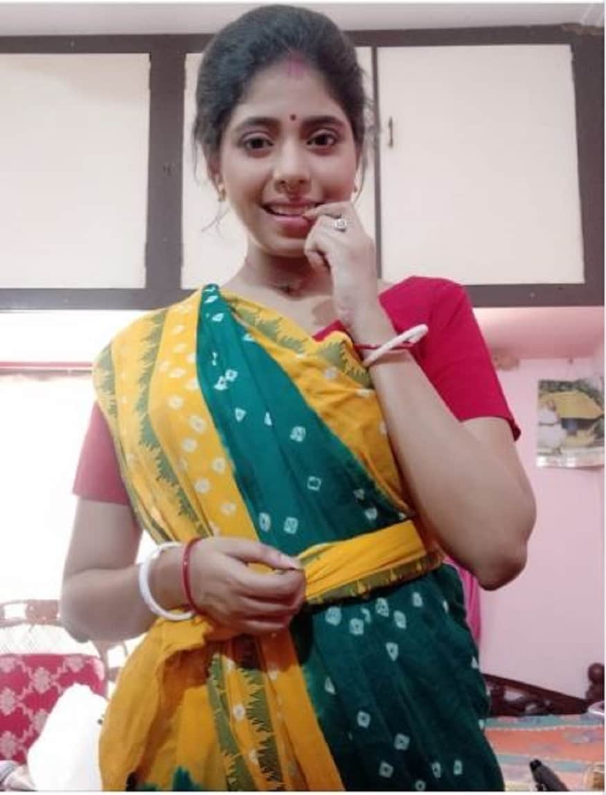 এই ছবি গুলি শেয়ার করেছেন নীল ভট্টাচার্য ও টলিউডের অন্য অভিনেতারাও। কিভাবে তাঁরা শ্যুটিং করছেন তার একটা ছবি তুলে ধরেছেন সকলের সামনে। photo source Instagram এই ছবি গুলি শেয়ার করেছেন নীল ভট্টাচার্য ও টলিউডের অন্য অভিনেতারাও। কিভাবে তাঁরা শ্যুটিং করছেন তার একটা ছবি তুলে ধরেছেন সকলের সামনে। photo source Instagram