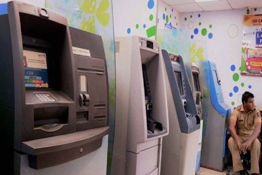 গত বছর ATM ইন্টার চেঞ্জ ফি পরিকাঠামো নিয়ে খতিয়ে দেখার জন্য একটি বিশেষ কমিটি তৈরি হয়েছিল ৷ তারা নিজেদের প্রস্তাব ইতিমধ্যেই জমা দিয়েছে ৷ এটা সেন্ট্রাল ব্যাঙ্ককে জমা দিয়েছে ৷ তবে এটা জানা যায়নি আরবিআই এই প্রস্তাবে স্বীকৃতি দিয়েছে কিনা ৷Photo- File গত বছর ATM ইন্টার চেঞ্জ ফি পরিকাঠামো নিয়ে খতিয়ে দেখার জন্য একটি বিশেষ কমিটি তৈরি হয়েছিল ৷ তারা নিজেদের প্রস্তাব ইতিমধ্যেই জমা দিয়েছে ৷ এটা সেন্ট্রাল ব্যাঙ্ককে জমা দিয়েছে ৷ তবে এটা জানা যায়নি আরবিআই এই প্রস্তাবে স্বীকৃতি দিয়েছে কিনা ৷Photo- File