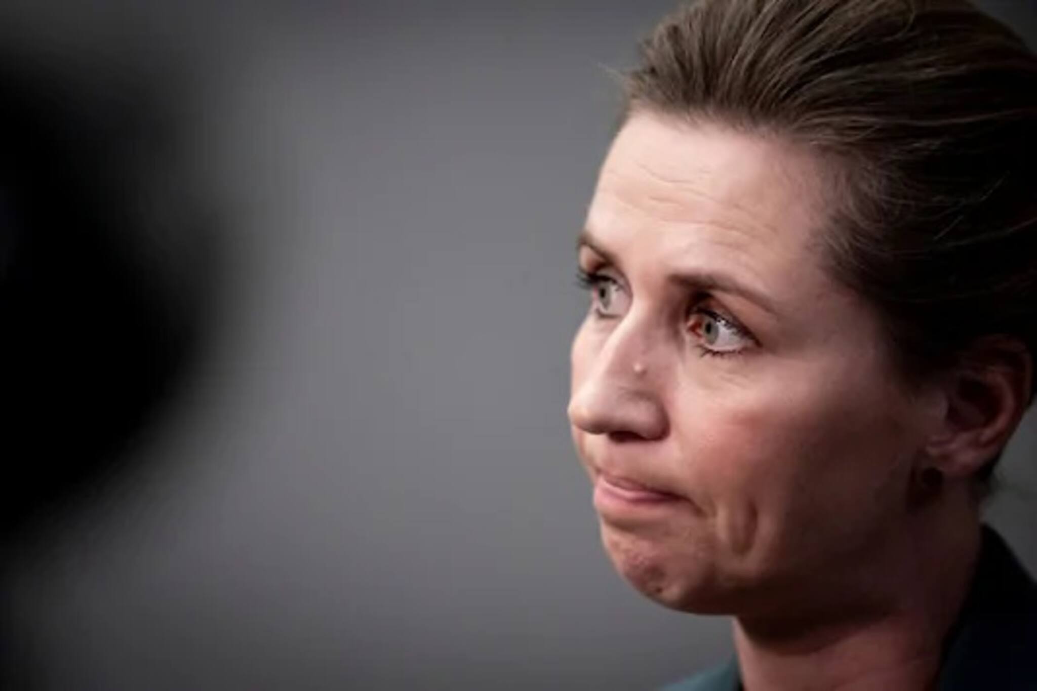 আগে দেশ, পরে বিয়ে!‌ তৃতীয়বারও বিয়ে পিছিয়ে দিলেন ডেনমার্কের প্রধানমন্ত্রী