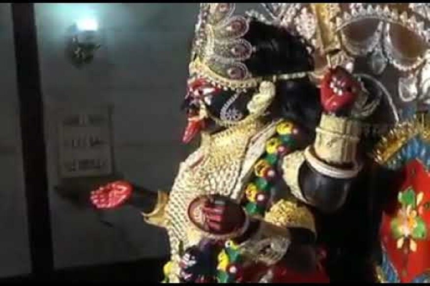 মা ভবতারিণীর কৃপাতেই গদাধর চট্টোপাধ্যায়ই ঠাকুর শ্রীশ্রী রামকৃষ্ণ পরমহংসদেব পরিচয়ে জগৎ সংসারে পূজনীয় প্রেমের ঠাকুর রূপে পরিচিত হয়েছেন ৷ মা ভবতারিণীর কৃপাতেই গদাধর চট্টোপাধ্যায়ই ঠাকুর শ্রীশ্রী রামকৃষ্ণ পরমহংসদেব পরিচয়ে জগৎ সংসারে পূজনীয় প্রেমের ঠাকুর রূপে পরিচিত হয়েছেন ৷