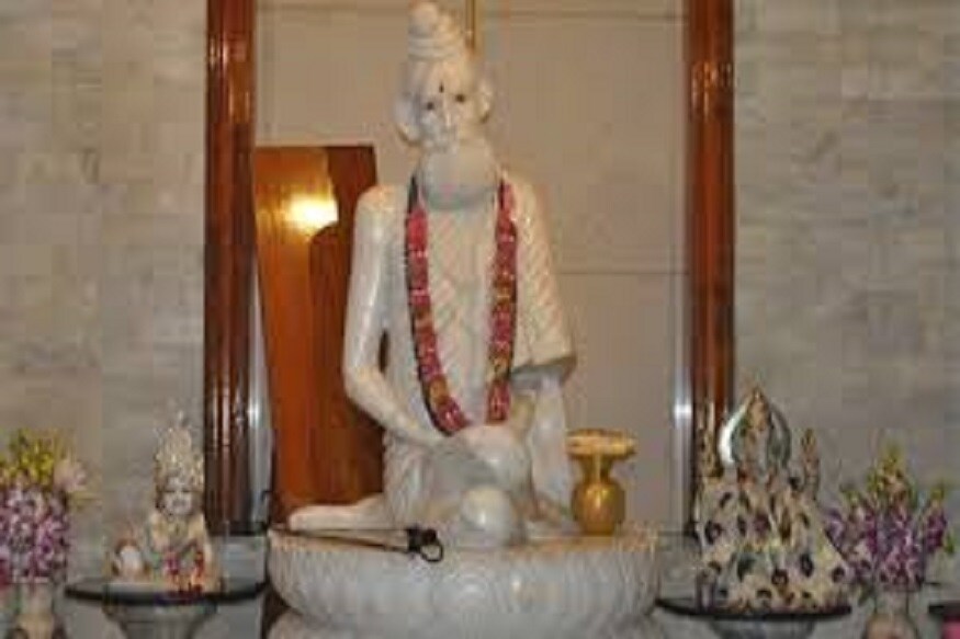 মনকে মিষ্টি করার কথা সব সময়েই বলতেন বাবা লোকনাথ, বাবা লোকনাথের কৃপায় গৃহস্থের মঙ্গল হয়, বাড়ে সমৃদ্ধিও ৷ মনকে মিষ্টি করার কথা সব সময়েই বলতেন বাবা লোকনাথ, বাবা লোকনাথের কৃপায় গৃহস্থের মঙ্গল হয়, বাড়ে সমৃদ্ধিও ৷