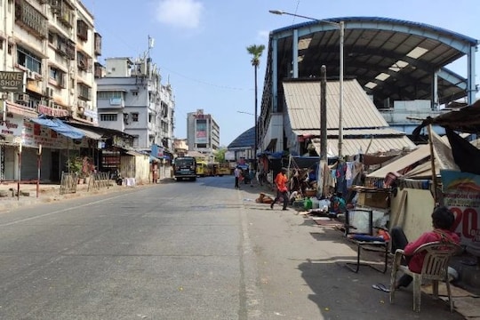 The station road in Andheri West is typically choc-a-bloc with auto rickshaws, the kaali-peeli taxis, Ola and Uber cabs, private cars and a steady stream of pedestrians walking by. In days of lockdown, the road is unthinkably empty.
