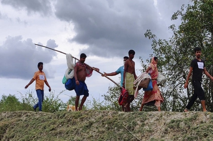 • রবিবার দক্ষিণবঙ্গের বীরভূম, মুর্শিদাবাদ, নদিয়াতে ভারী বৃষ্টির সম্ভাবনা । অন্যদিকে উত্তরবঙ্গের কোচবিহার, আলিপুরদুয়ার, জলপাইগুড়িতে ভারী বৃষ্টির পূর্বাভাস। • রবিবার দক্ষিণবঙ্গের বীরভূম, মুর্শিদাবাদ, নদিয়াতে ভারী বৃষ্টির সম্ভাবনা । অন্যদিকে উত্তরবঙ্গের কোচবিহার, আলিপুরদুয়ার, জলপাইগুড়িতে ভারী বৃষ্টির পূর্বাভাস।