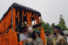কফিনবন্দি হয়ে ফিরল রাজেশের দেহ, পূর্ণ রাষ্ট্রীয় মর্যাদায় আজ শহিদের শেষকৃত্য
