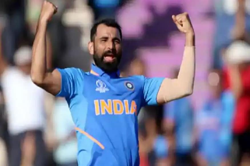 শামির মতে এই অবস্থা হলে লোকের সঙ্গে কথা বলা উচিত, পাশাপাশি কাউন্সিলিংও করানো উচিত ৷ শামি এই পর্বে খুবই গভীর ডিপ্রেশনে চলবে গিয়েছিলেন ৷ এরপর ভারতের এই স্পিডস্টার দারুণভাবে ফিরে এসেছিলেন ৷ অস্ট্রেলিয়া টিমের বিরুদ্ধে সিরিজে ১৬ উইকেট নিয়ে কামাল করে দেন তিনি ৷Photo- File শামির মতে এই অবস্থা হলে লোকের সঙ্গে কথা বলা উচিত, পাশাপাশি কাউন্সিলিংও করানো উচিত ৷ শামি এই পর্বে খুবই গভীর ডিপ্রেশনে চলবে গিয়েছিলেন ৷ এরপর ভারতের এই স্পিডস্টার দারুণভাবে ফিরে এসেছিলেন ৷ অস্ট্রেলিয়া টিমের বিরুদ্ধে সিরিজে ১৬ উইকেট নিয়ে কামাল করে দেন তিনি ৷Photo- File