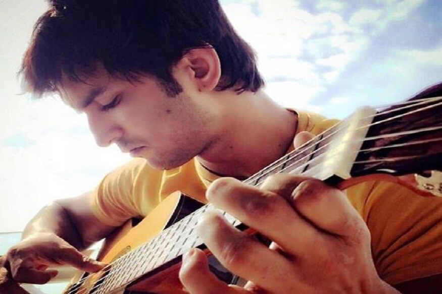 ▪️কখনও মহাকাশ নিয়ে চর্চা, বা কখনও কল্পবিজ্ঞান, বা কখনও অঙ্কের চর্চা৷ অবসর সময়ে এইসব নিয়েই মেতে থাকতেন তিনি৷ যার সাক্ষী তাঁর ইনস্টাগ্রাম অ্যাকাউন্ট৷ ▪️কখনও মহাকাশ নিয়ে চর্চা, বা কখনও কল্পবিজ্ঞান, বা কখনও অঙ্কের চর্চা৷ অবসর সময়ে এইসব নিয়েই মেতে থাকতেন তিনি৷ যার সাক্ষী তাঁর ইনস্টাগ্রাম অ্যাকাউন্ট৷