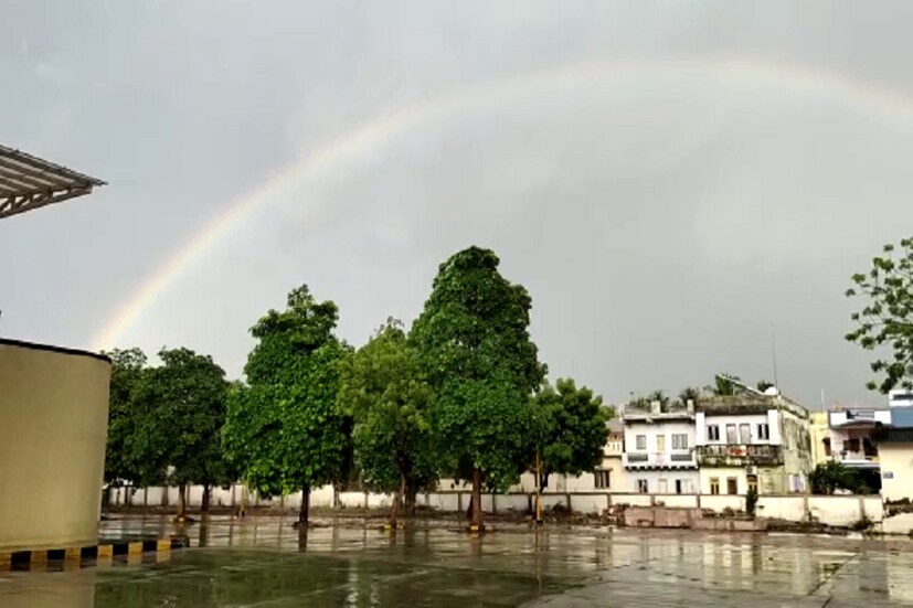 এর আগে যুদ্ধকালীন তৎপরতায় প্রশাসন ব্যবস্থা নিয়েছে ৷