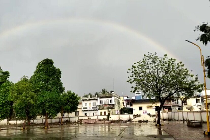 ক্রমেই দুর্বল হচ্ছে ঘূর্ণিঝড় নিসর্গ ৷