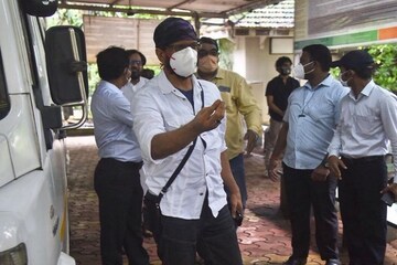 শেষযাত্রায় ‘শোলে’র সুরমা ভোপালি, চোখের জলে জগদীপকে বিদায় জানালেন দুই ছেলে