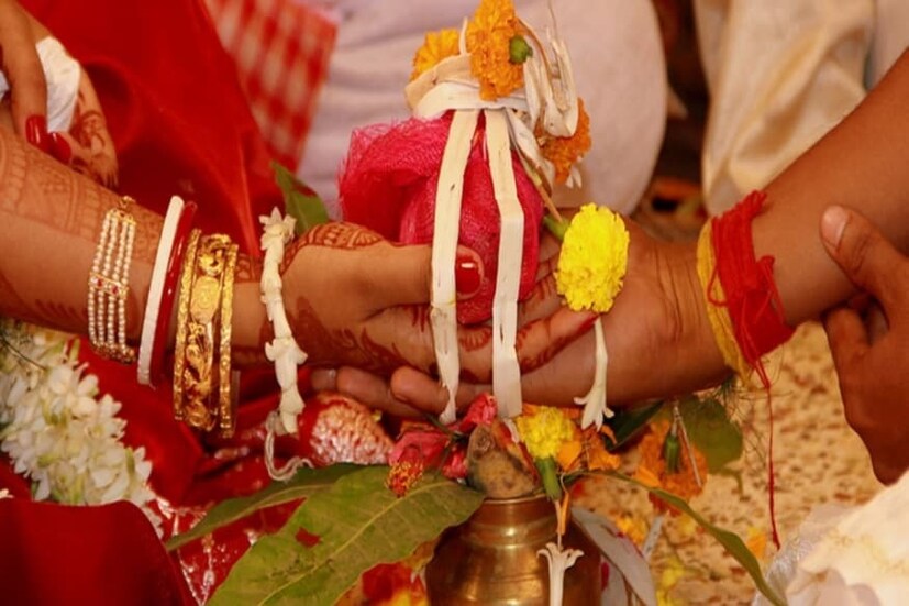 স্বামীর বাসস্থানে নিখরচায় আজীবন থাকার আইনি অধিকার রয়েছে স্ত্রীর।