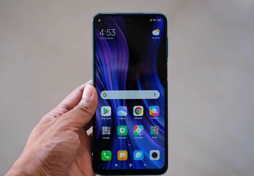 ফোনের ভিতরে রয়েছে Snapdragon 720G প্রসেসর, ৬জিবি LPDDR4X RAM আর ১২৮জিবি পর্যন্ত UFS 2.1 স্টোরেজ, রয়েছে Adreno 618 GPU গ্রাফিক কার্ড। নীল, সাদা ও কালো রঙে পাওয়া যাবে এই স্মার্টফোন। ফোনের ভিতরে রয়েছে Snapdragon 720G প্রসেসর, ৬জিবি LPDDR4X RAM আর ১২৮জিবি পর্যন্ত UFS 2.1 স্টোরেজ, রয়েছে Adreno 618 GPU গ্রাফিক কার্ড। নীল, সাদা ও কালো রঙে পাওয়া যাবে এই স্মার্টফোন।