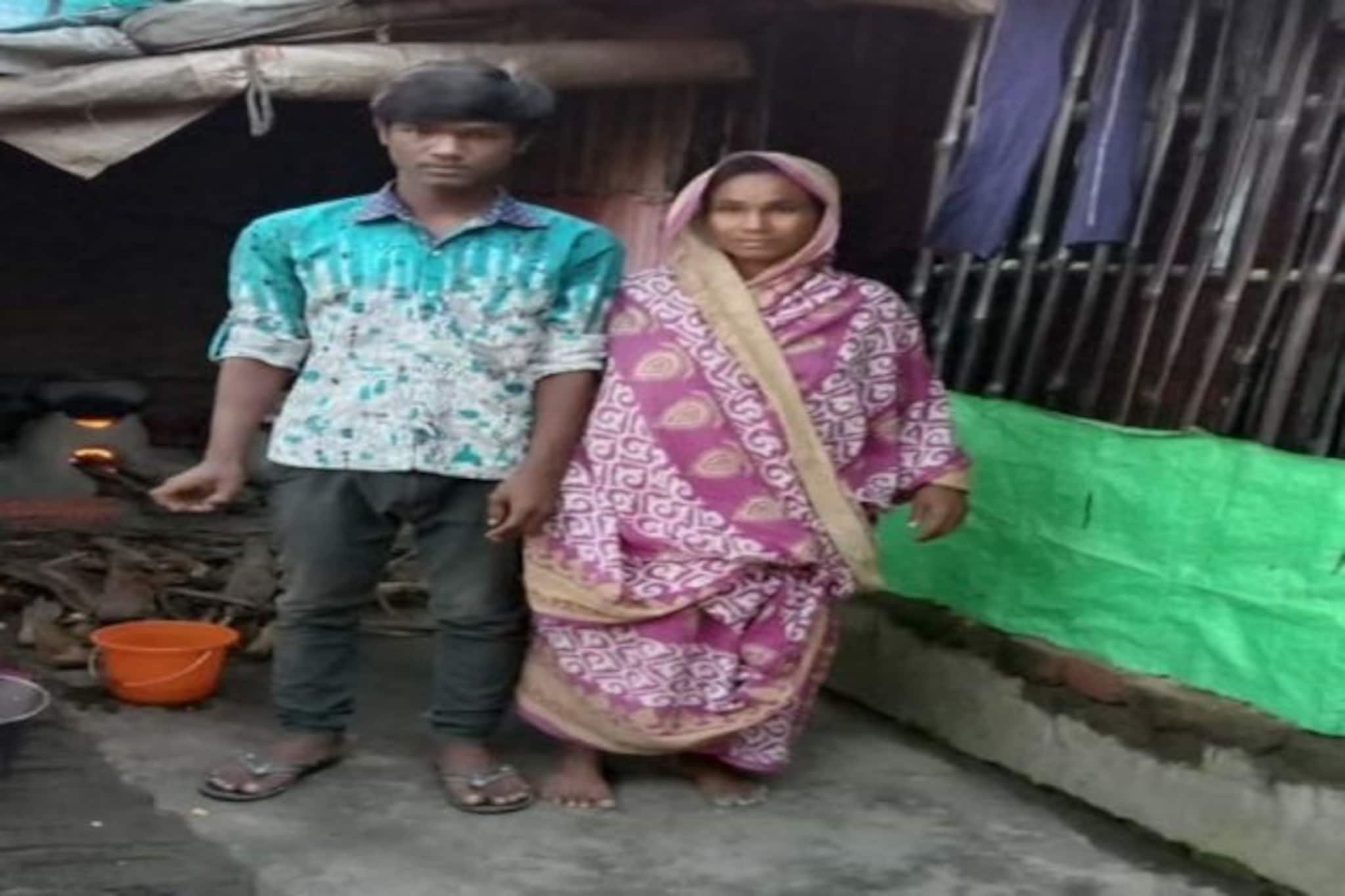 মা স্কুলের অস্থায়ী সাফাইকর্মী, সর্বোচ্চ নম্বর পেয়ে মাধ্যমিকে সেই স্কুলেরই সেরা সঈদুল