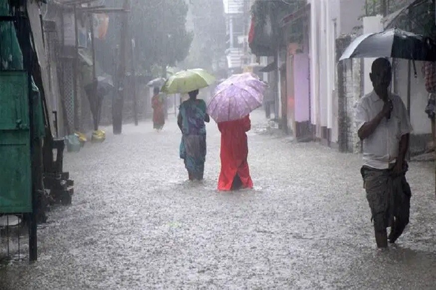 • কলকাতায় আজ সকালে সর্বনিম্ন তাপমাত্রা ছিল ২৬.১ ডিগ্রি সেলসিয়াস যা স্বাভাবিক। গতকাল বিকেলে সর্বোচ্চ তাপমাত্রা ছিল ৩১.৫ ডিগ্রি সেলসিয়াস। যা স্বাভাবিকের থেকে ১ ডিগ্রি সেলসিয়াস কম। বাতাসে আপেক্ষিক আর্দ্রতার পরিমাণ ৮১ থেকে ৯৭ শতাংশ । বৃষ্টি হয়েছে ৩১.৮ মিলিমিটার । • কলকাতায় আজ সকালে সর্বনিম্ন তাপমাত্রা ছিল ২৬.১ ডিগ্রি সেলসিয়াস যা স্বাভাবিক। গতকাল বিকেলে সর্বোচ্চ তাপমাত্রা ছিল ৩১.৫ ডিগ্রি সেলসিয়াস। যা স্বাভাবিকের থেকে ১ ডিগ্রি সেলসিয়াস কম। বাতাসে আপেক্ষিক আর্দ্রতার পরিমাণ ৮১ থেকে ৯৭ শতাংশ । বৃষ্টি হয়েছে ৩১.৮ মিলিমিটার ।