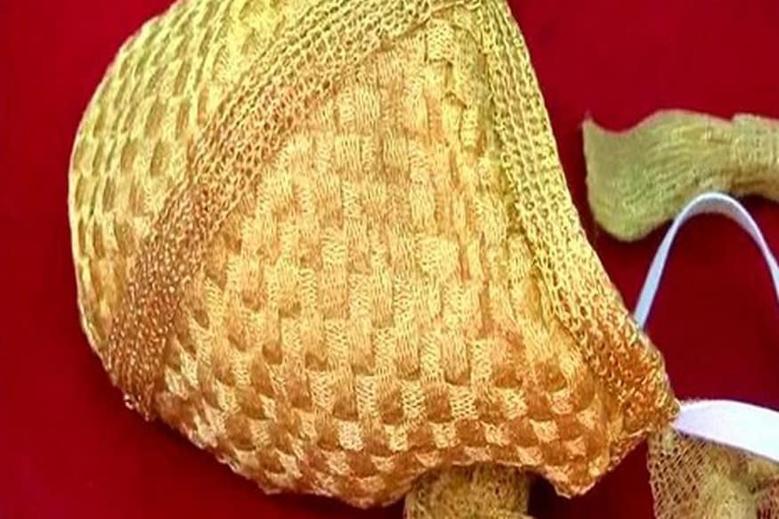 করোনার জেরে এখন জীবনযাত্রাই যেন আমুল বদলে গিয়েছে সাধারণ মানুষের ৷ কবে ভ্যাকসিন আসবে ৷ এই আশাতেই বসে গোটা বিশ্ব ৷ লকডাউন কাটিয়ে কাজ শুরু হয়েছে ঠিকই ৷ কিন্তু ভয় ভয়েই দিন কাটছে সাধারণ মানুষের ৷ Photo Courtesy: ANI করোনার জেরে এখন জীবনযাত্রাই যেন আমুল বদলে গিয়েছে সাধারণ মানুষের ৷ কবে ভ্যাকসিন আসবে ৷ এই আশাতেই বসে গোটা বিশ্ব ৷ লকডাউন কাটিয়ে কাজ শুরু হয়েছে ঠিকই ৷ কিন্তু ভয় ভয়েই দিন কাটছে সাধারণ মানুষের ৷ Photo Courtesy: ANI